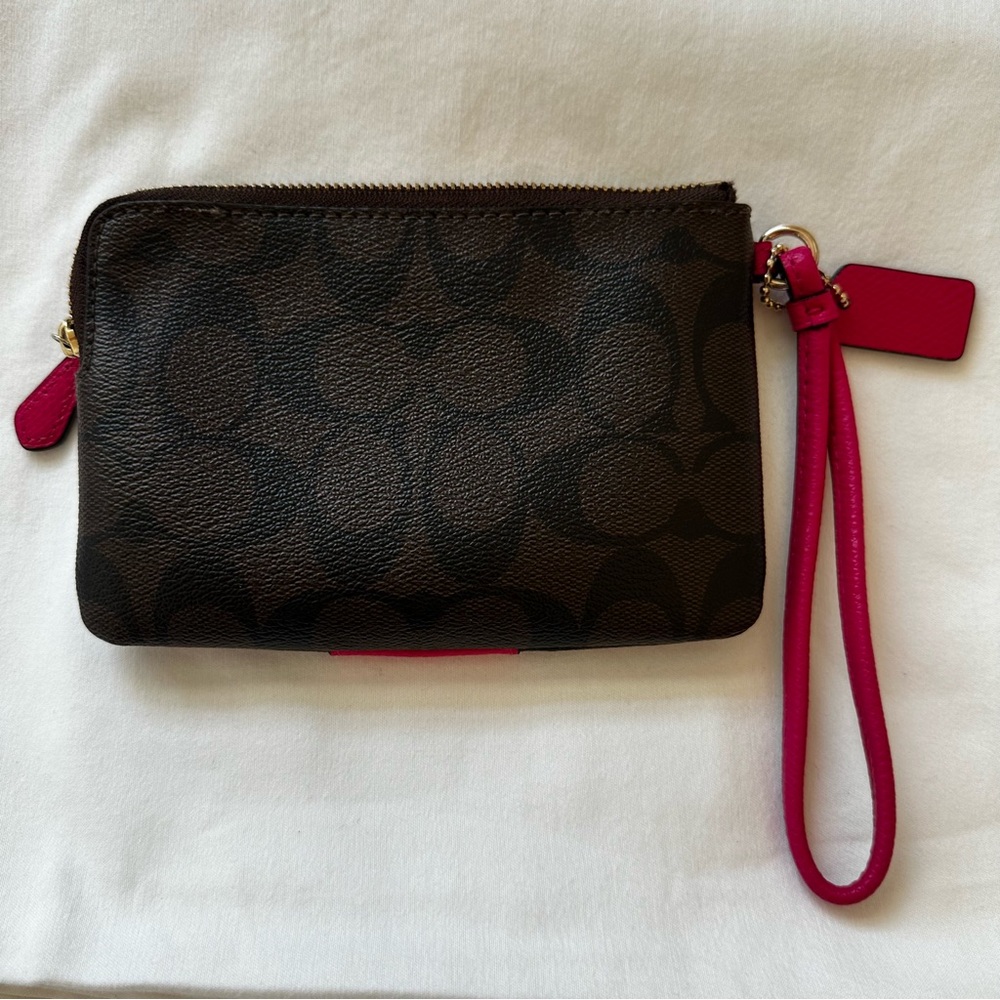 Coach Corner Zip Signature Canvas Brown Pink Wristlet - Picture 2 of 7